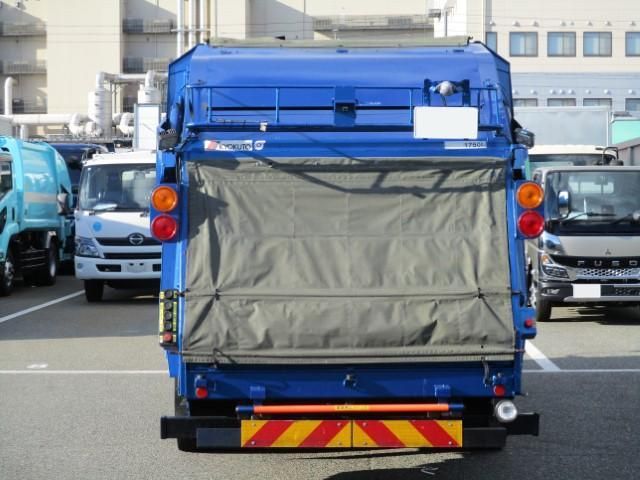 ISUZU FORWARD 2013 Image 31