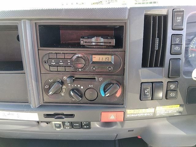 ISUZU ELF 2015 Image 31