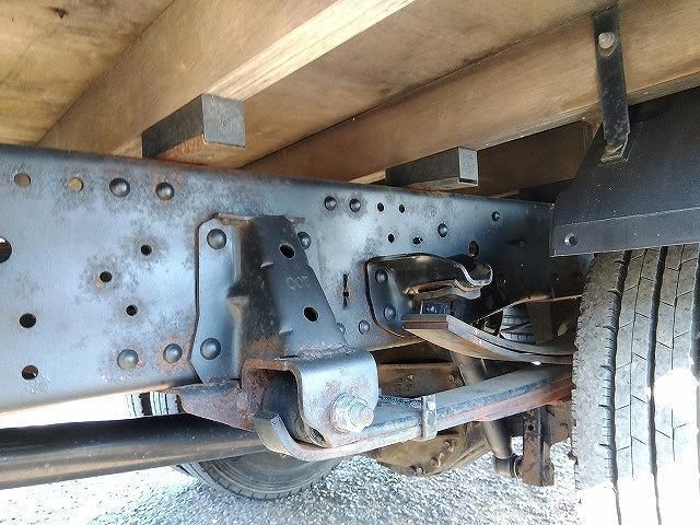 ISUZU ELF 2015 Image 31