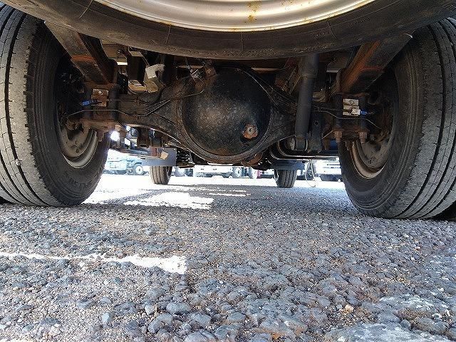 ISUZU ELF 2015 Image 31