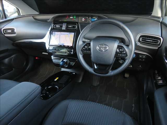 TOYOTA PRIUS 2019 Image 31