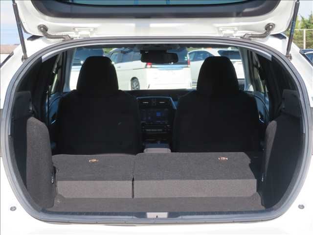 TOYOTA PRIUS 2019 Image 31