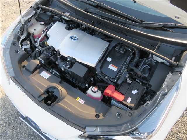 TOYOTA PRIUS 2019 Image 31