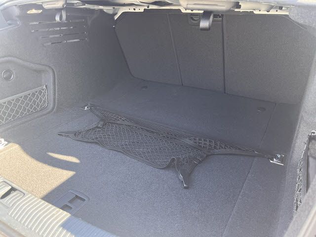 AUDI A4 2017 Image 31