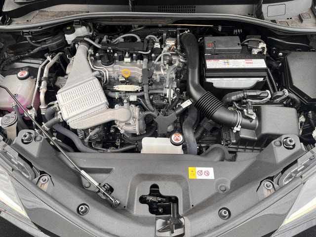 TOYOTA C-HR 2022 Image 31