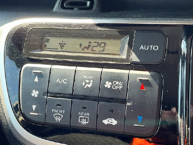 HONDA N BOX CUSTOM 2016 Image 31