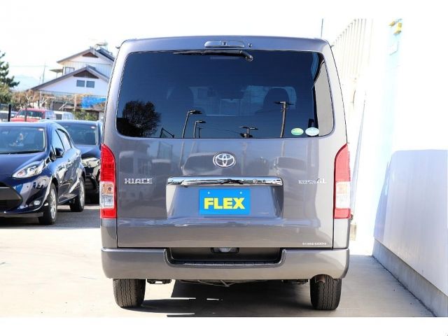 TOYOTA HIACE VAN 2WD 2020 Image 31