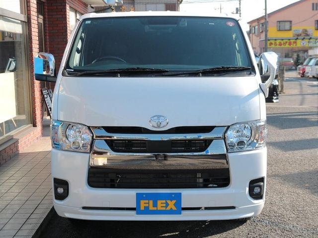 TOYOTA HIACE VAN 4WD 2023 Image 31