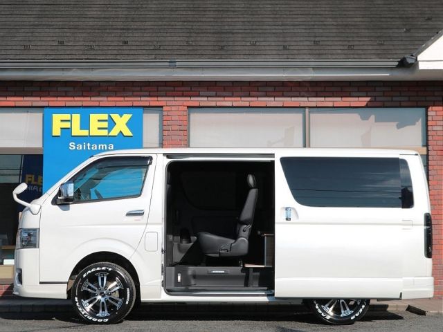 TOYOTA HIACE VAN 4WD 2023 Image 31