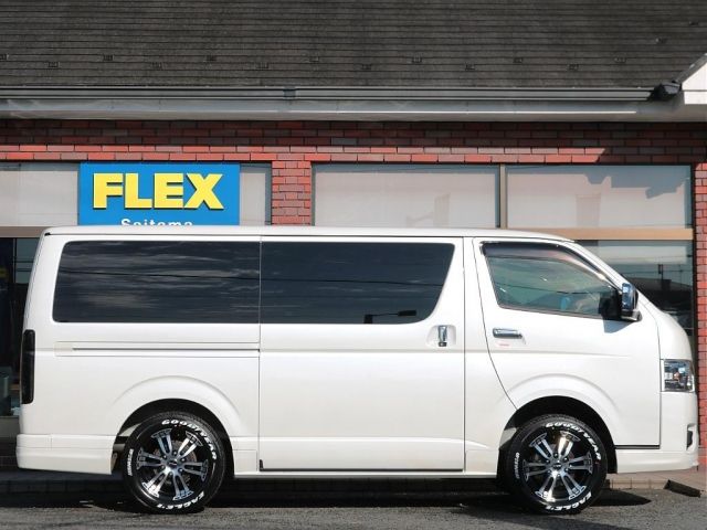 TOYOTA HIACE VAN 4WD 2023 Image 31