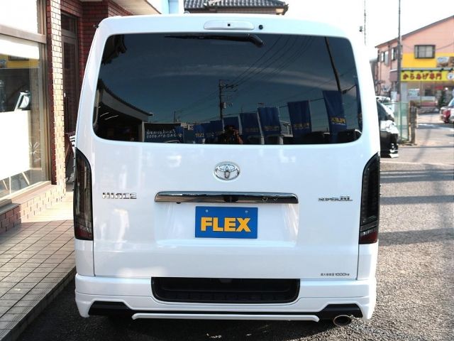 TOYOTA HIACE VAN 4WD 2023 Image 31