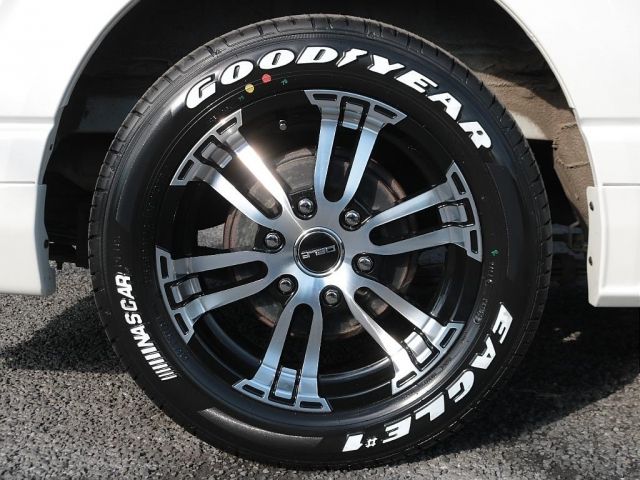 TOYOTA HIACE VAN 4WD 2023 Image 31