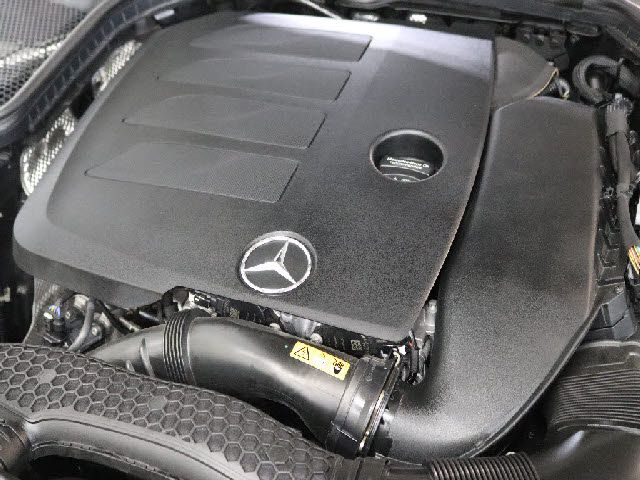 MERCEDES BENZ C CLAS 2019 Image 31