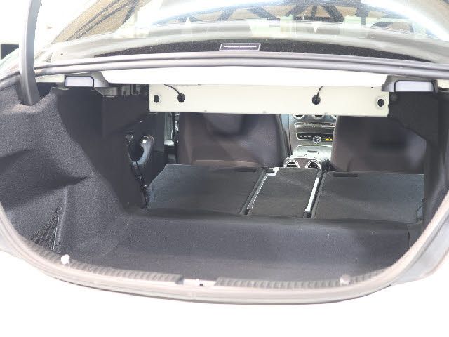 MERCEDES BENZ C CLAS 2019 Image 31