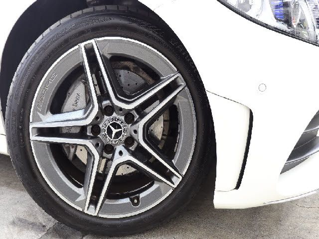 MERCEDES BENZ C CLAS 2019 Image 31