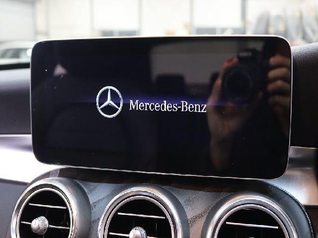 MERCEDES BENZ C CLAS 2019 Image 31