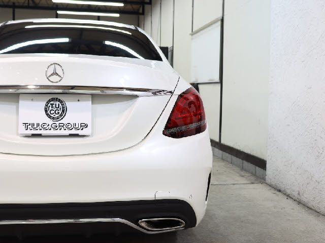 MERCEDES BENZ C CLAS 2019 Image 31