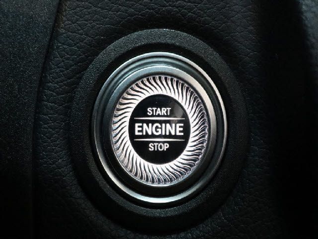 MERCEDES BENZ C CLAS 2019 Image 31