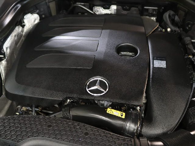 MERCEDES BENZ GLC CL 2019 Image 31
