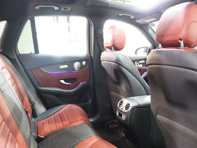 MERCEDES BENZ GLC CL 2019 Image 31