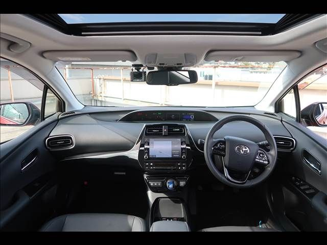 TOYOTA PRIUS 2021 Image 31