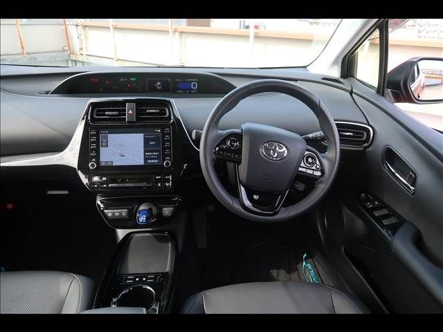 TOYOTA PRIUS 2021 Image 31