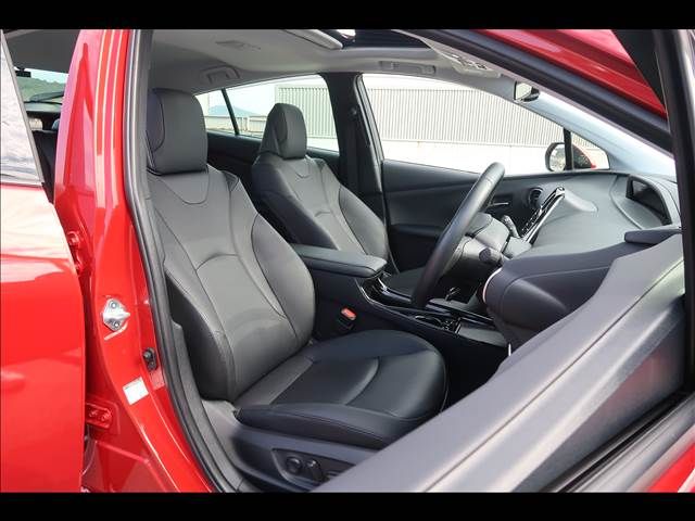 TOYOTA PRIUS 2021 Image 31