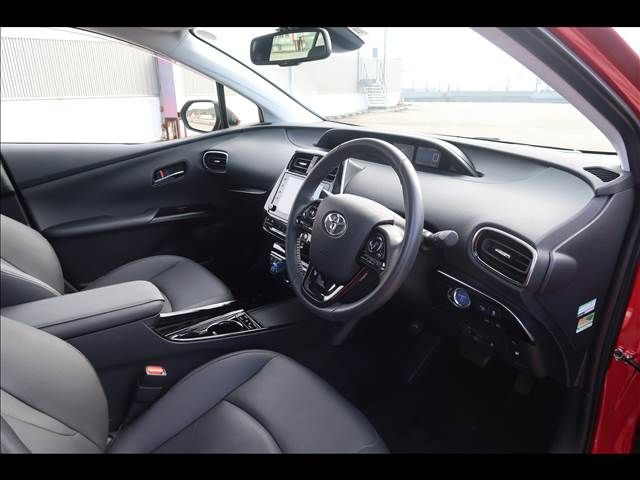 TOYOTA PRIUS 2021 Image 31