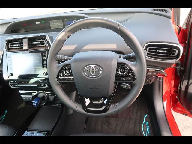 TOYOTA PRIUS 2021 Image 31