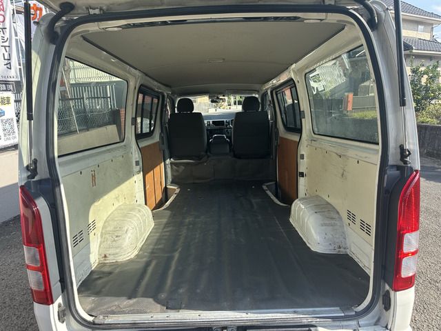 TOYOTA HIACE VAN 2WD 2007 Image 31