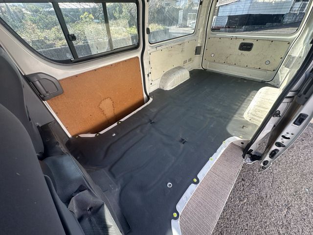 TOYOTA HIACE VAN 2WD 2007 Image 31