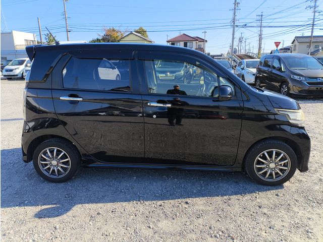 HONDA N-WGN CUSTOM 2015 Image 31