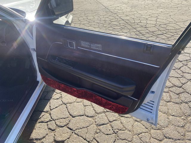 TOYOTA CRESTA 1986 Image 31