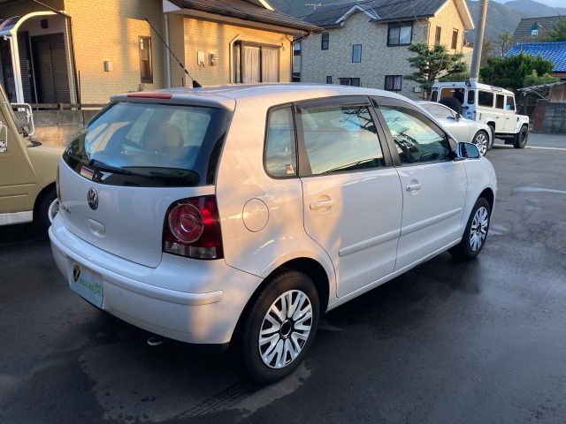 VOLKSWAGEN POLO 2009 Image 31