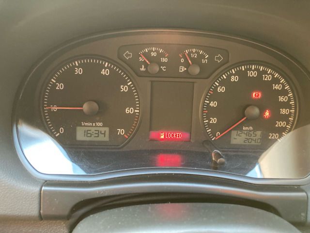 VOLKSWAGEN POLO 2009 Image 31