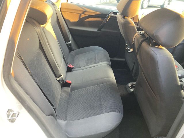 VOLKSWAGEN POLO 2009 Image 31