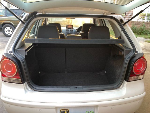 VOLKSWAGEN POLO 2009 Image 31