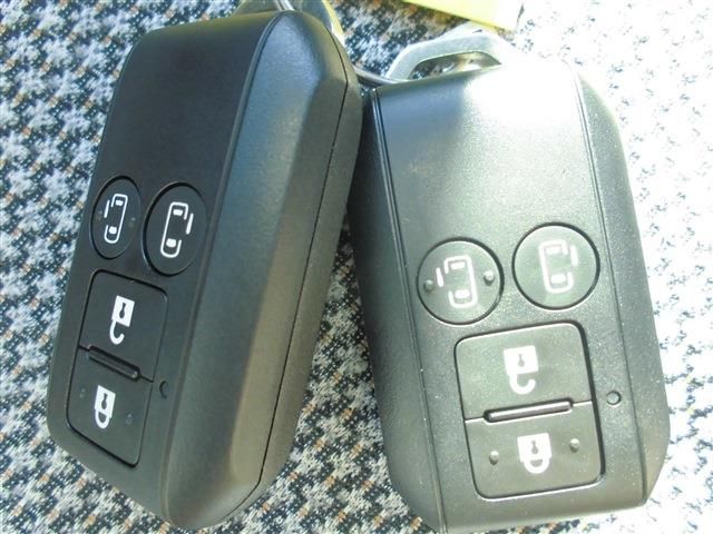 SUZUKI WAGON R SMILE 2025 Image 31