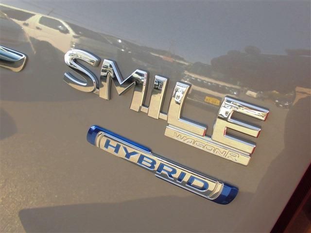 SUZUKI WAGON R SMILE 2025 Image 31