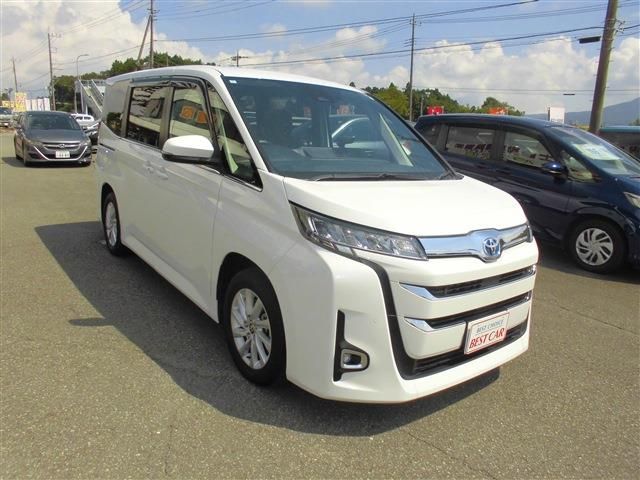 TOYOTA NOAH HYBRID 2024 Image 31