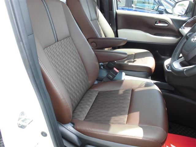 TOYOTA NOAH HYBRID 2024 Image 31