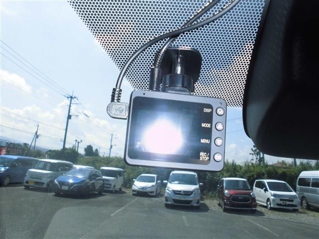 TOYOTA NOAH HYBRID 2024 Image 31