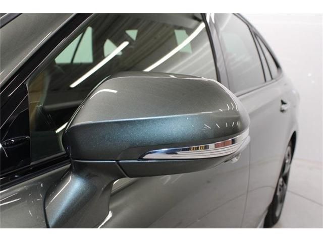 TOYOTA CROWN SEDAN HYBRID 2018 Image 31