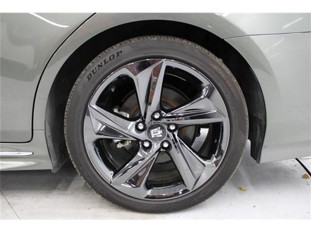 TOYOTA CROWN SEDAN HYBRID 2018 Image 31