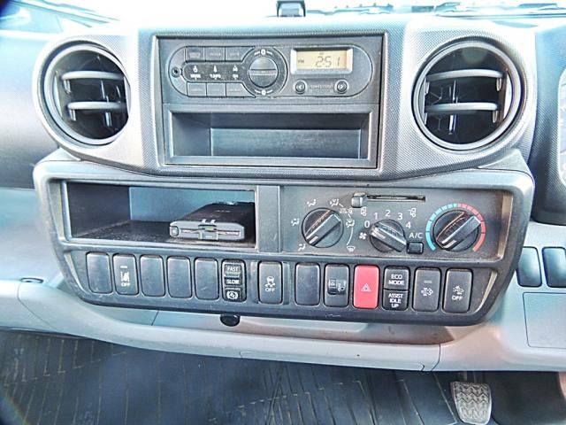 TOYOTA TOYOACE 2018 Image 31