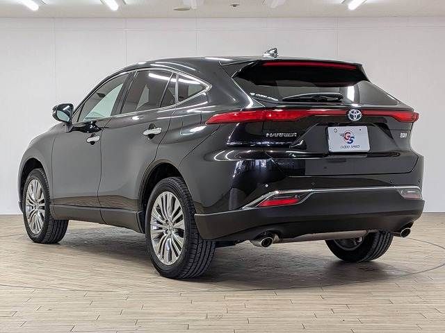 TOYOTA HARRIER HYBRID 2023 Image 31