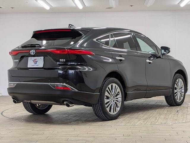 TOYOTA HARRIER HYBRID 2023 Image 31