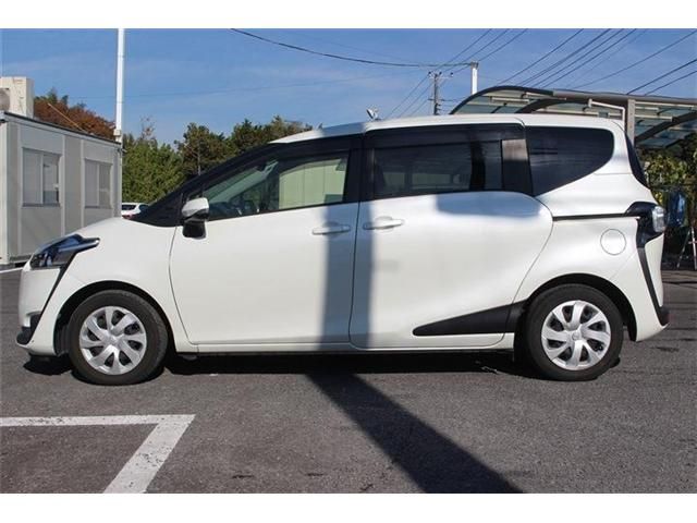 TOYOTA SIENTA 2017 Image 31