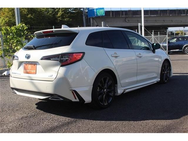 TOYOTA COROLLA TOURING HYBR 2019 Image 31