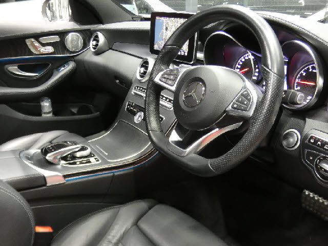 MERCEDES BENZ MERCEDES AMG C CLASS 2016 Image 31
